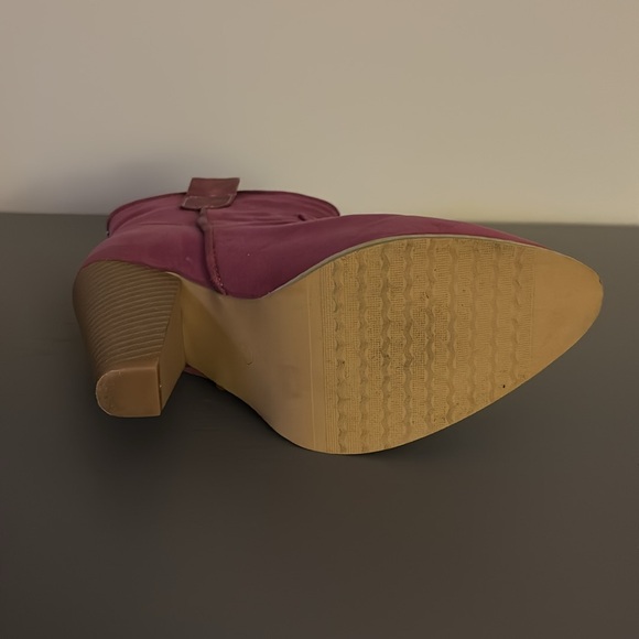 Pink cowboy style boots - Picture 5 of 8